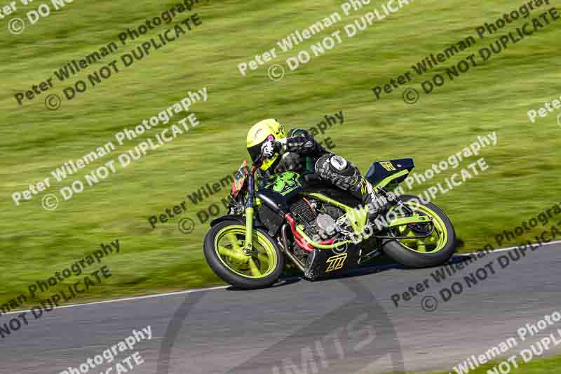 cadwell no limits trackday;cadwell park;cadwell park photographs;cadwell trackday photographs;enduro digital images;event digital images;eventdigitalimages;no limits trackdays;peter wileman photography;racing digital images;trackday digital images;trackday photos